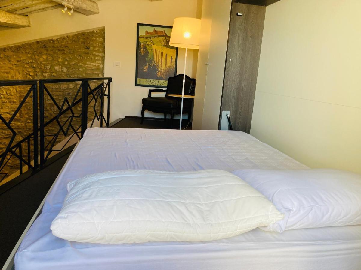 Historic Center Of Spoleto/Terrace With Fantastic Views/Car Unneccesary Apartment Exterior photo